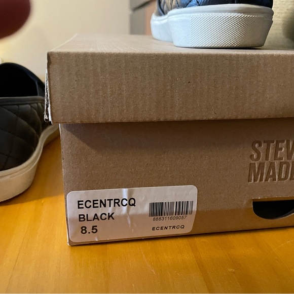 Steve Madden Shoes - Picture 2 of 2